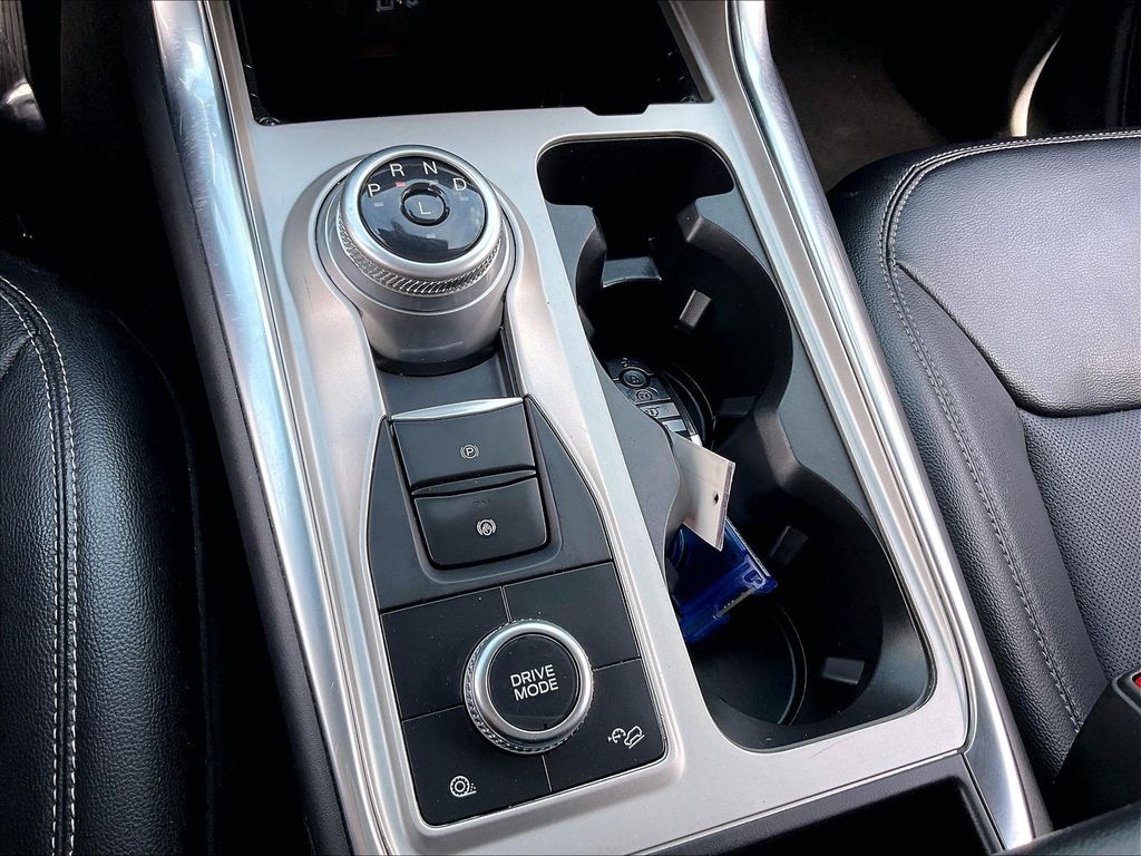 2023 Ford Explorer — photo 33