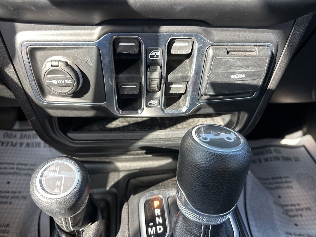 2020 Black Clearcoat Jeep Wrangler Unlimited Unlimited Sahara 4X4 SUV