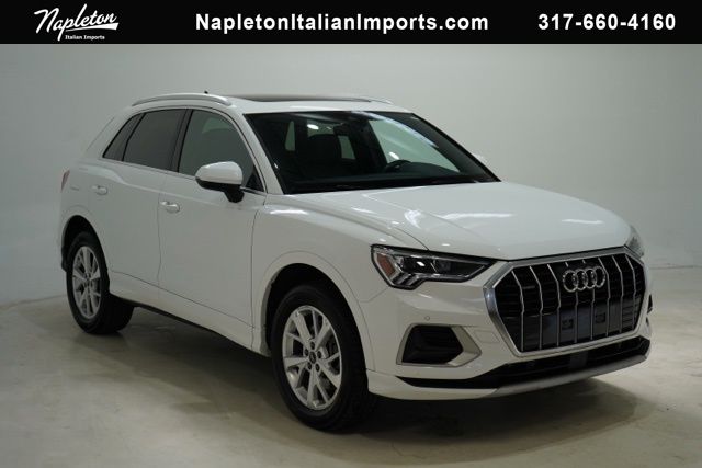 2023 Audi Q3 quattro Premium 40 TFSI