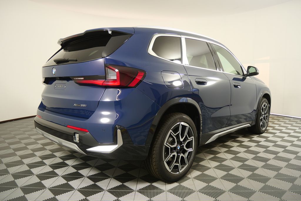 Thumbnail: 2026 BMW X1 - 3