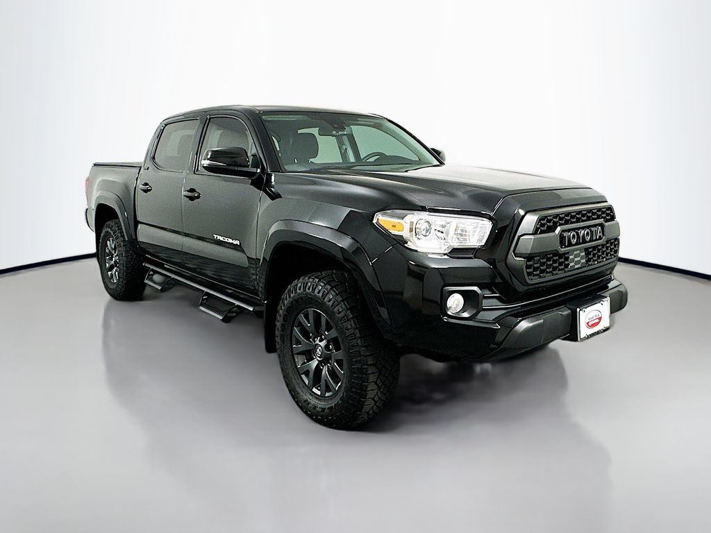 2023 Toyota Tacoma SR5 3