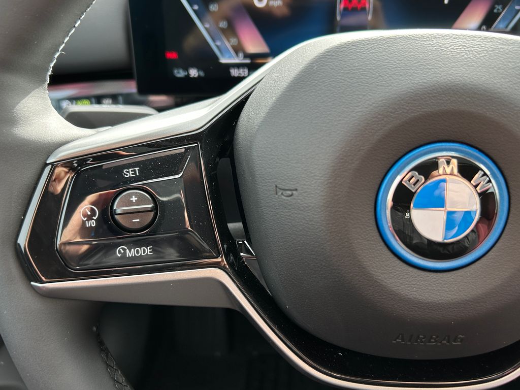 2025 BMW i5 xDrive40 20