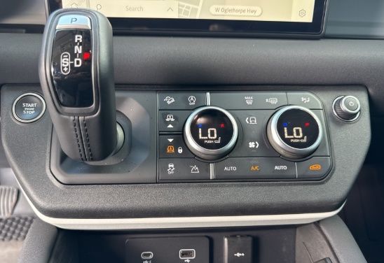 2023 Land Rover Defender 110 Standard