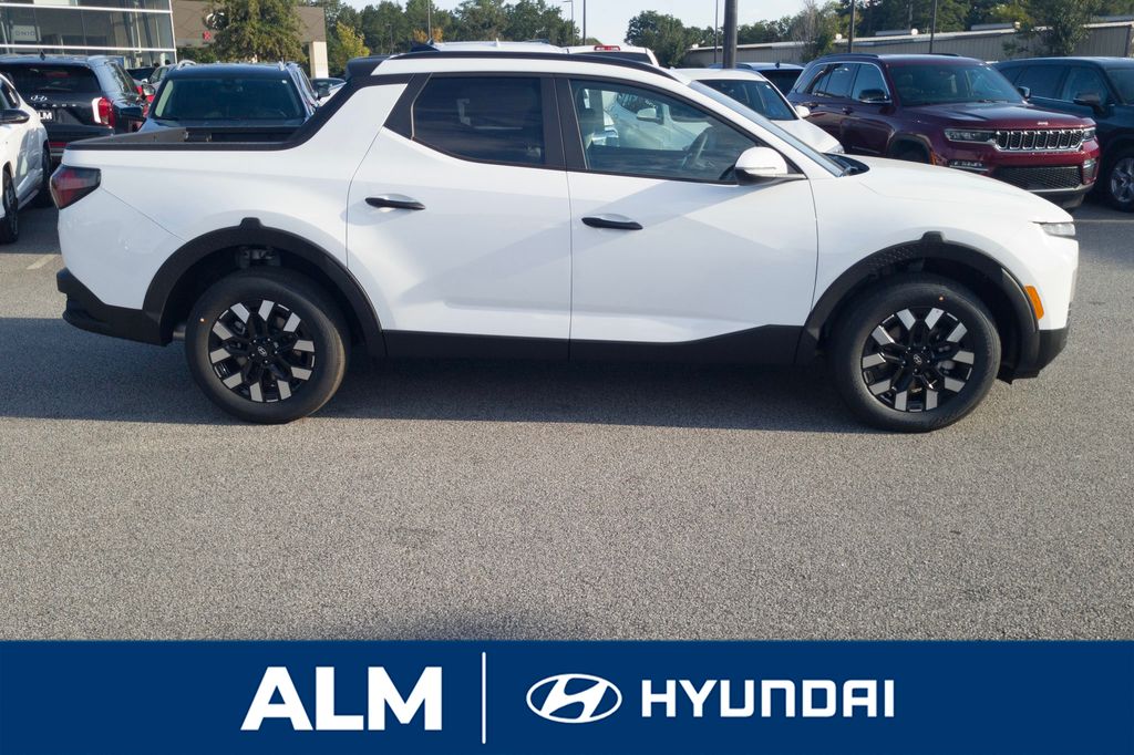 2026 Hyundai Santa Cruz SEL photo 2