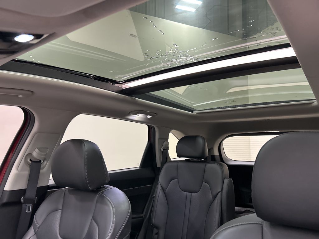 used 2023 Kia Sorento car, priced at $28,591