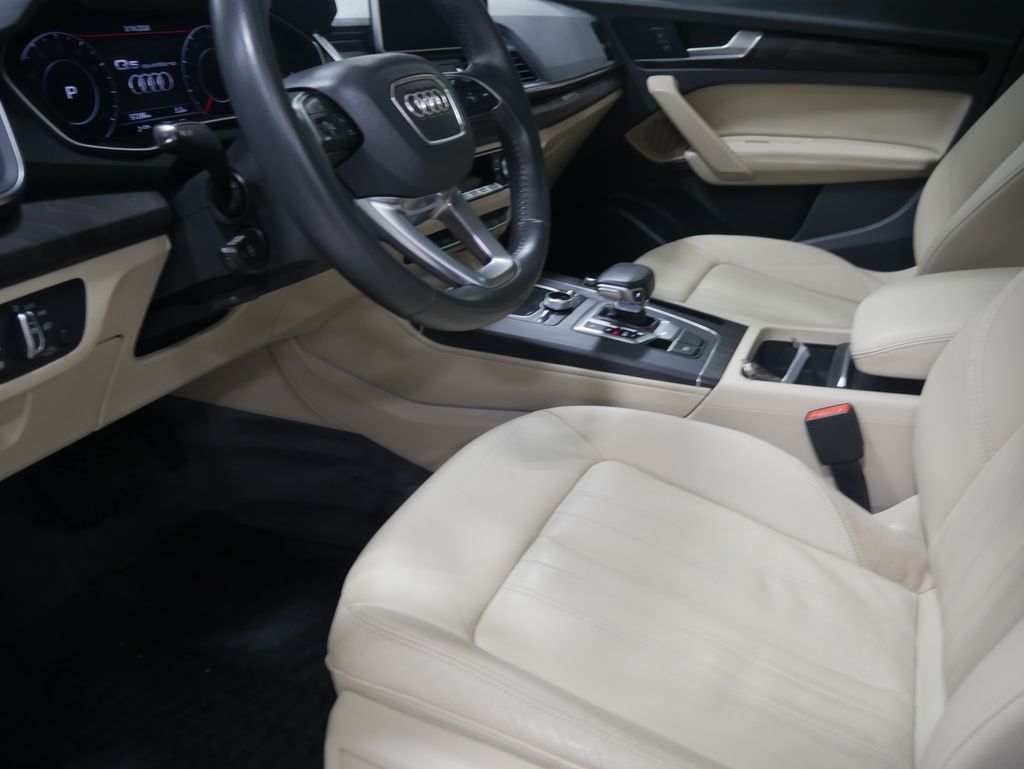 Thumbnail: 2020 Audi Q5 - 18