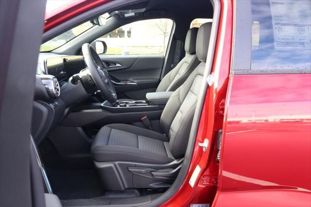 Thumbnail: 2026 Chevrolet Equinox - 14