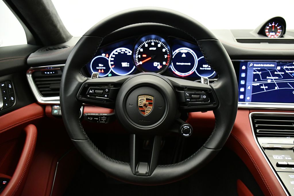 2023 Porsche Panamera GTS 26