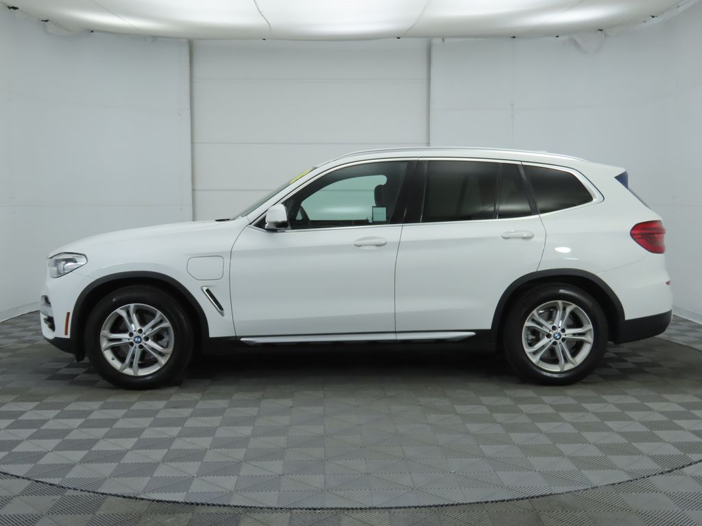 2021 BMW X3 xDrive30e 8