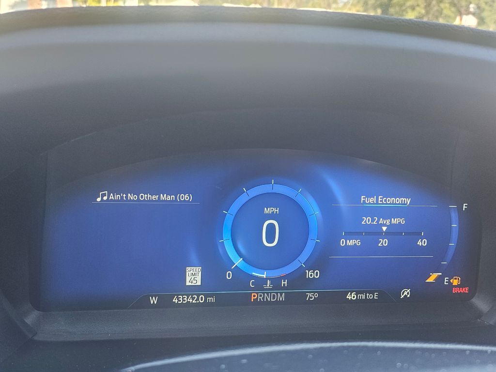 2023 Ford Explorer ST - 6