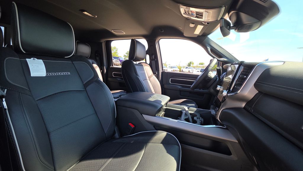 2026 RAM 2500 Laramie - Photo 12