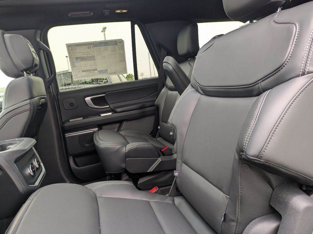 2027 Ford Expedition 