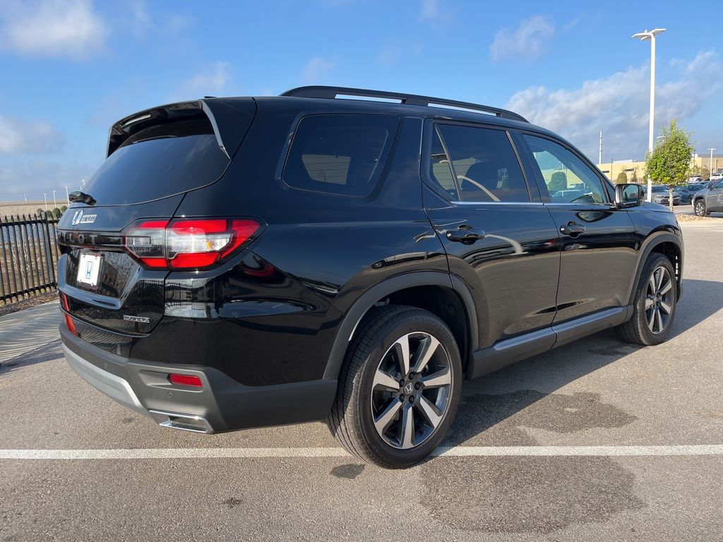 Thumbnail: 2025 Honda Pilot - 4