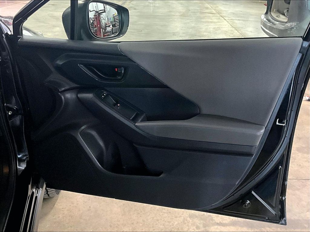 2024 Subaru Crosstrek — photo 12