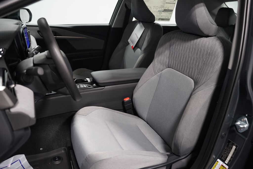 Thumbnail: 2026 Toyota Camry - 27