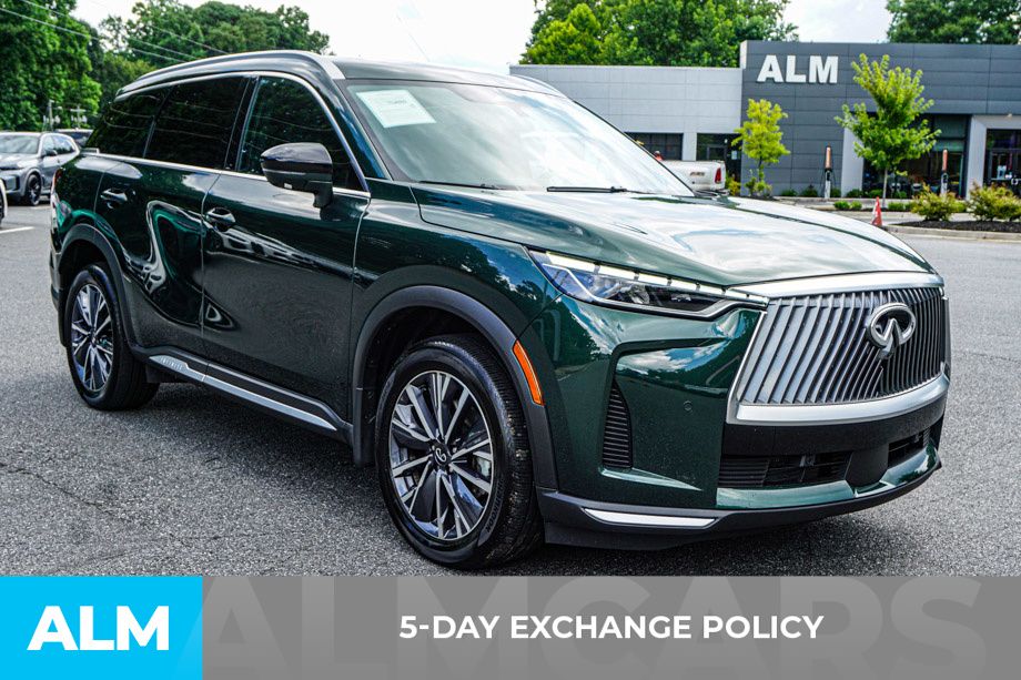 Used 2026 Green INFINITI LUXE image 4