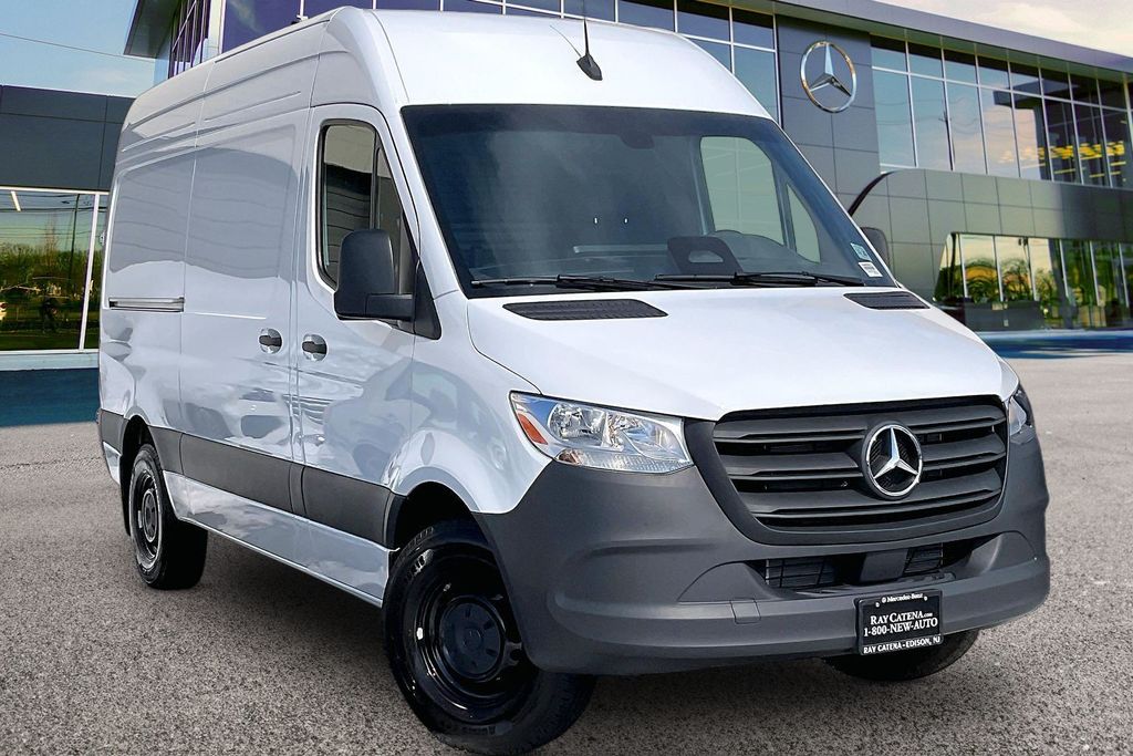 Arctic White 2026 Mercedes-Benz Sprinter Cargo 2500 144 RWD Van Rear-Wheel Drive 9-Speed Automatic