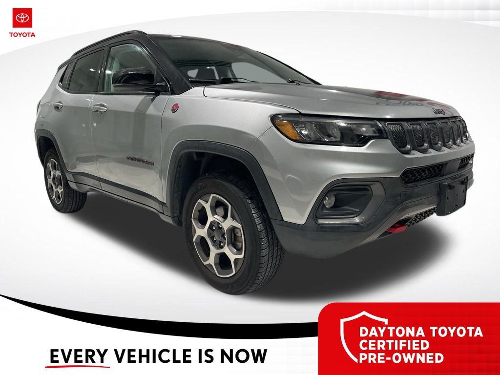 2022 Jeep Compass Trailhawk's photo