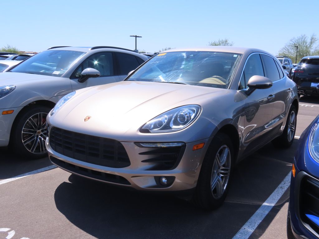 Thumbnail: 2017 Porsche Macan - 2