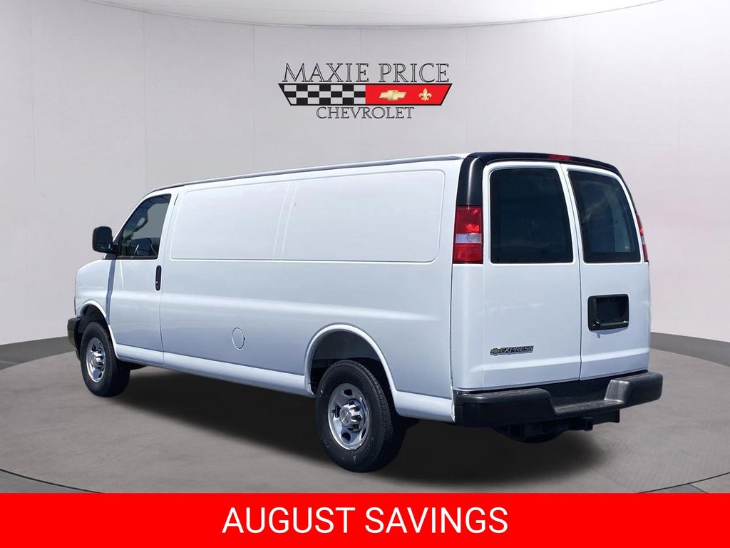 New 2026 Chevrolet Express 2500 Van