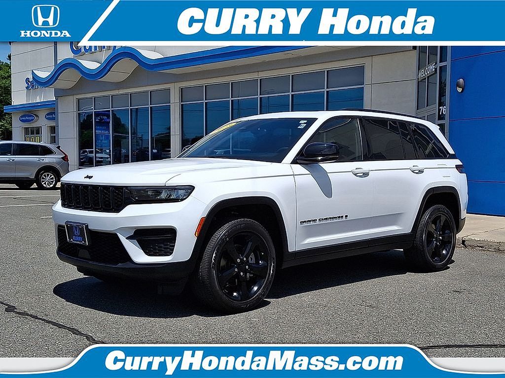 Bright White Clearcoat 2023 Jeep Grand Cherokee SUV / Crossover Four-Wheel Drive 8-Speed Automatic