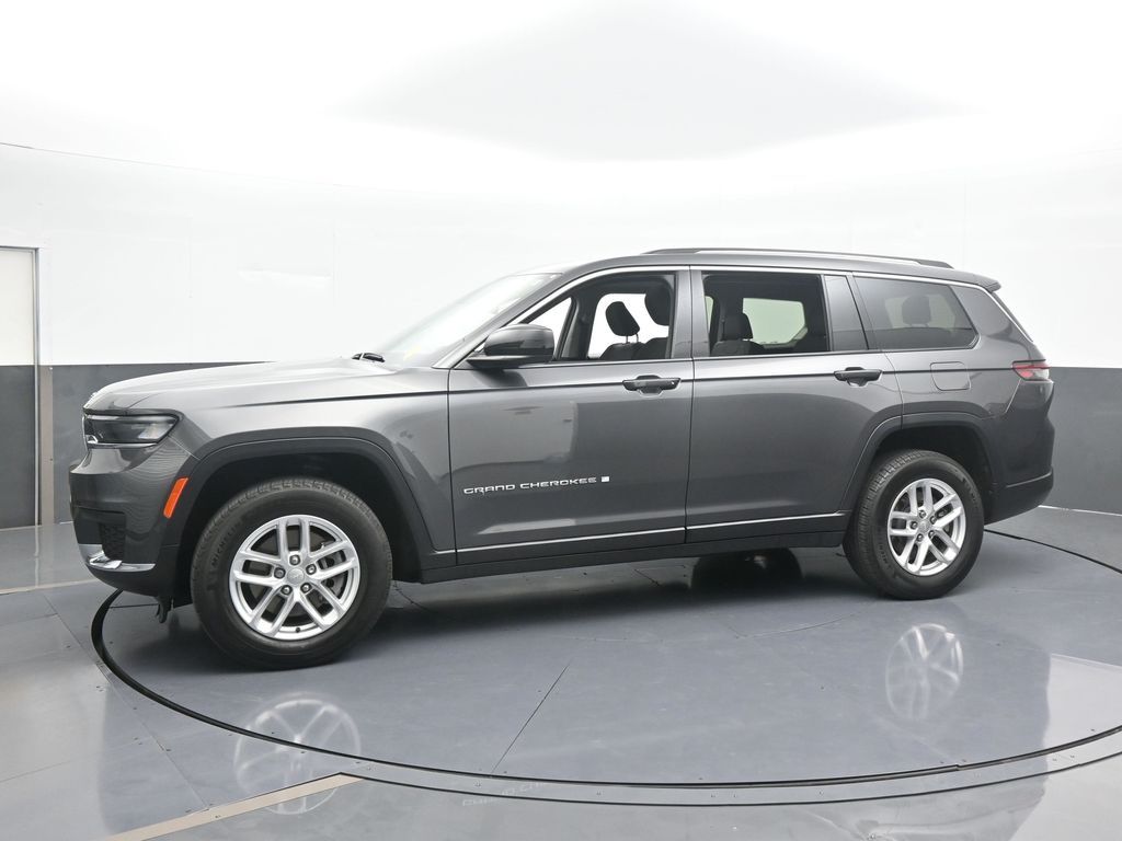2023 Jeep Grand Cherokee L Laredo's photo