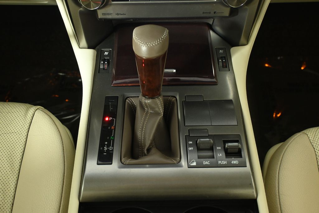 Thumbnail: 2016 Lexus GX - 24