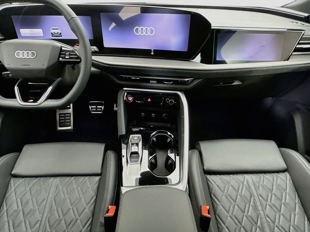 Thumbnail: 2026 Audi SQ5 - 13