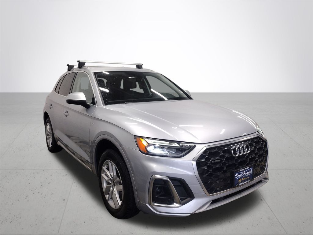 2022 Audi Q5 45 S line Premium