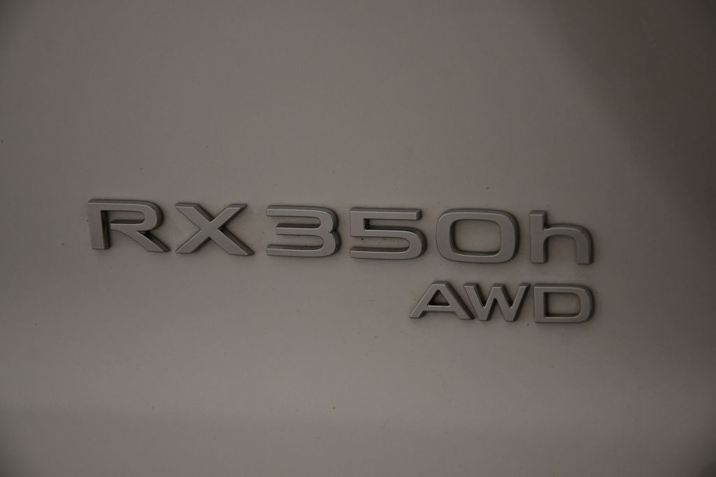 2024 Lexus RX Hybrid 350h Premium+ 9