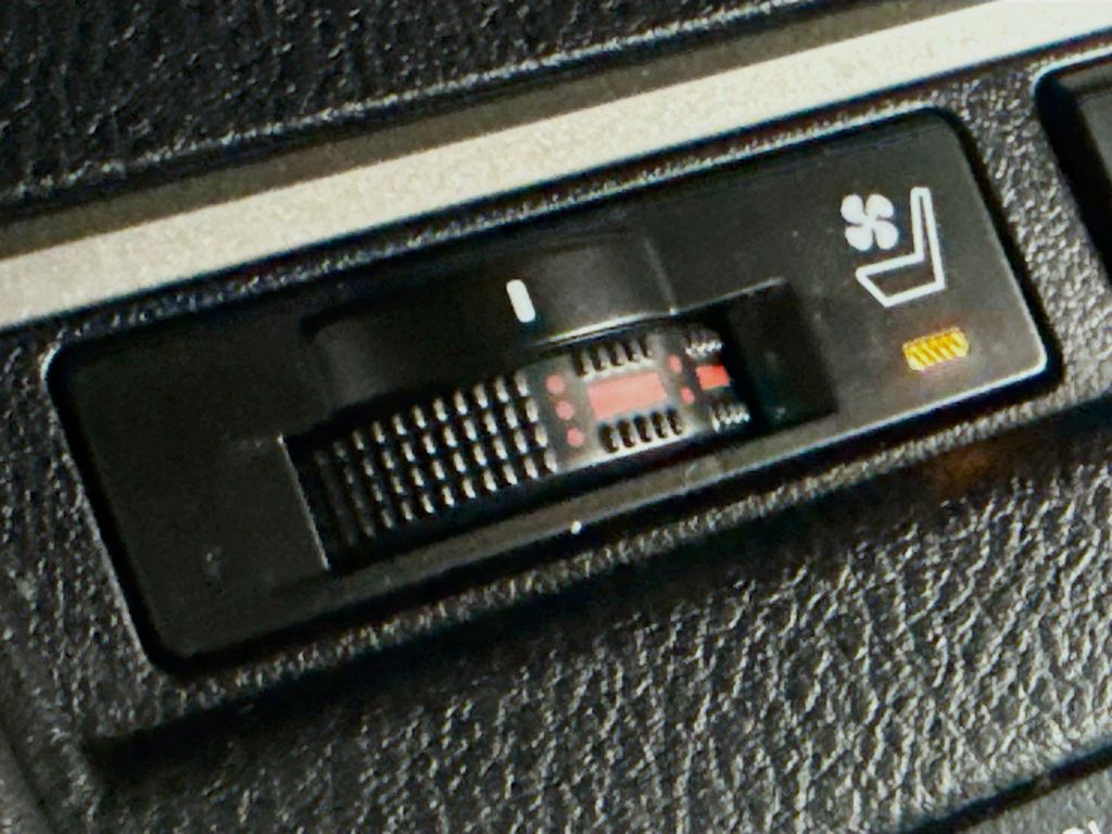 Thumbnail: 2017 Lexus ES - 19