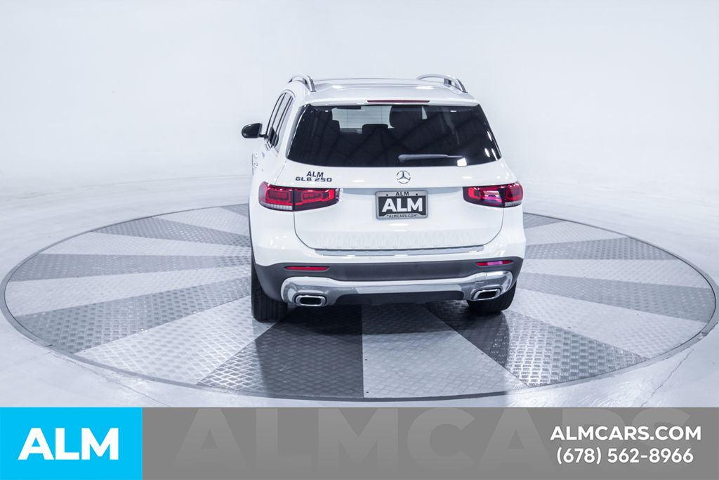 Used 2022 White Mercedes-Benz GLB 250 image 8