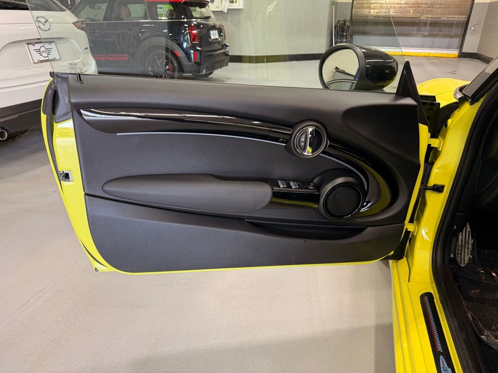 2022 MINI Cooper John Cooper Works 10