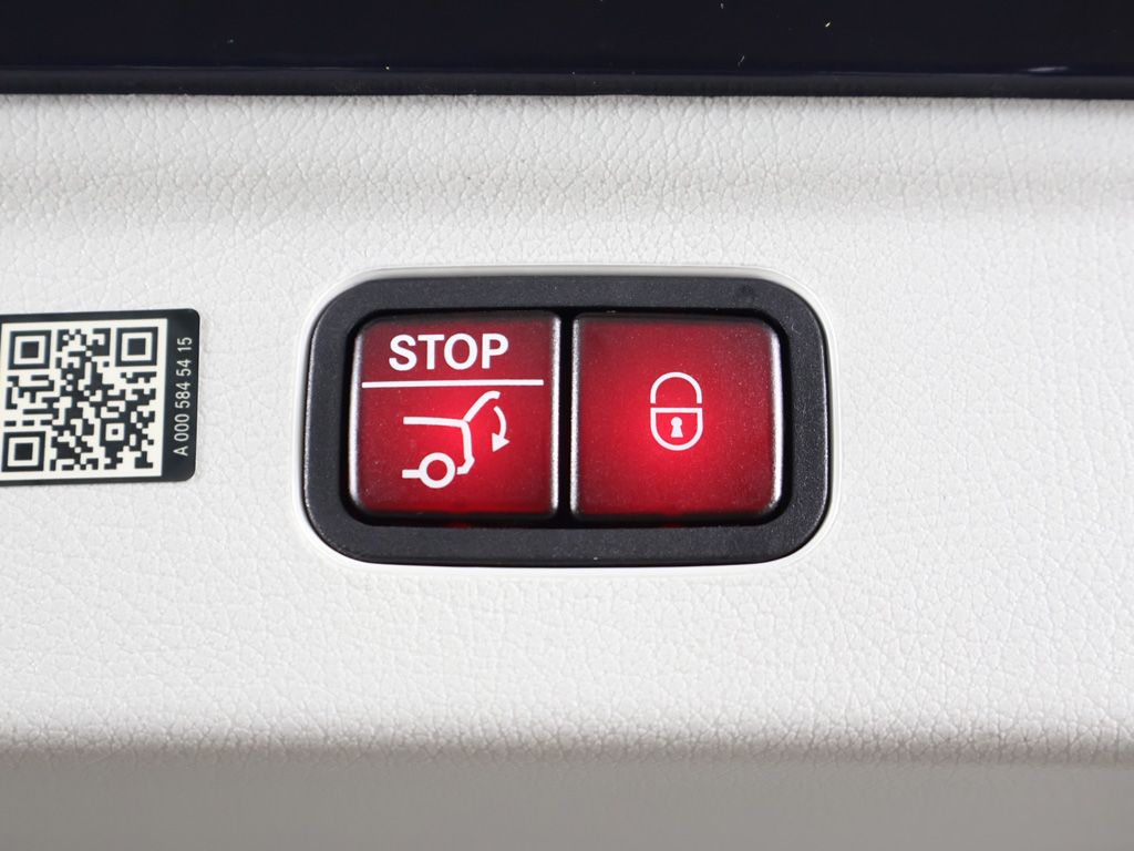 Used 2023 Blue Mercedes-Benz 350 SUV image 22