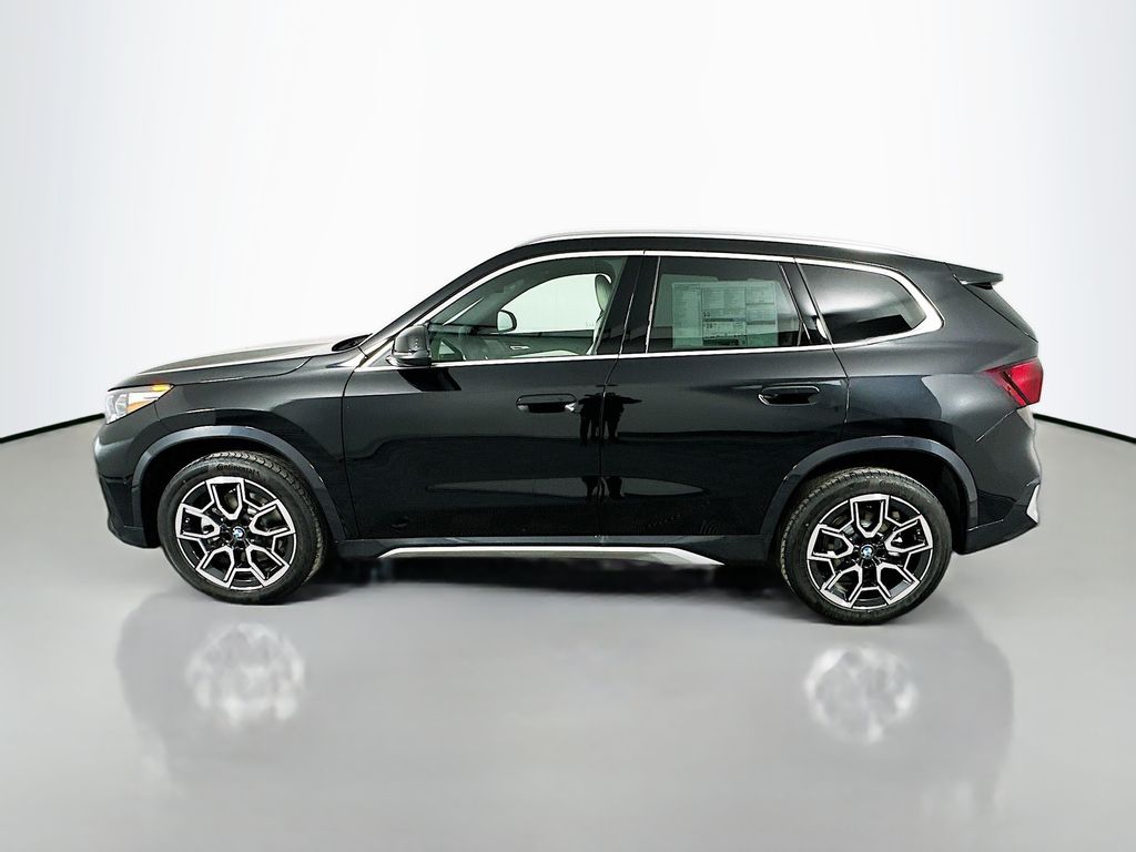 Thumbnail: 2026 BMW X1 - 8