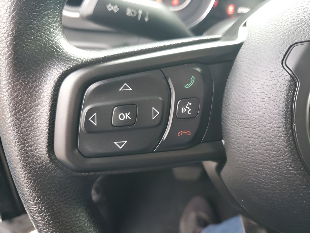 Used Car 2022 Jeep Gladiator  Sport For Sale Under $35,000 In Austin, Texas