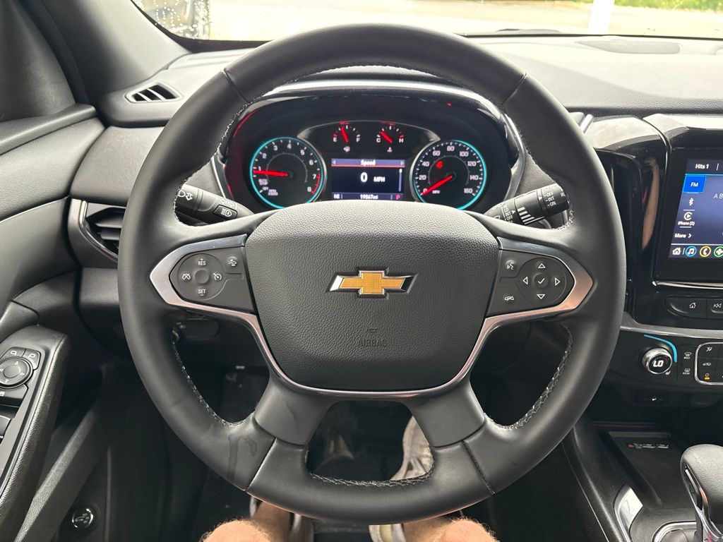 Used 2023 Chevrolet Traverse SUV