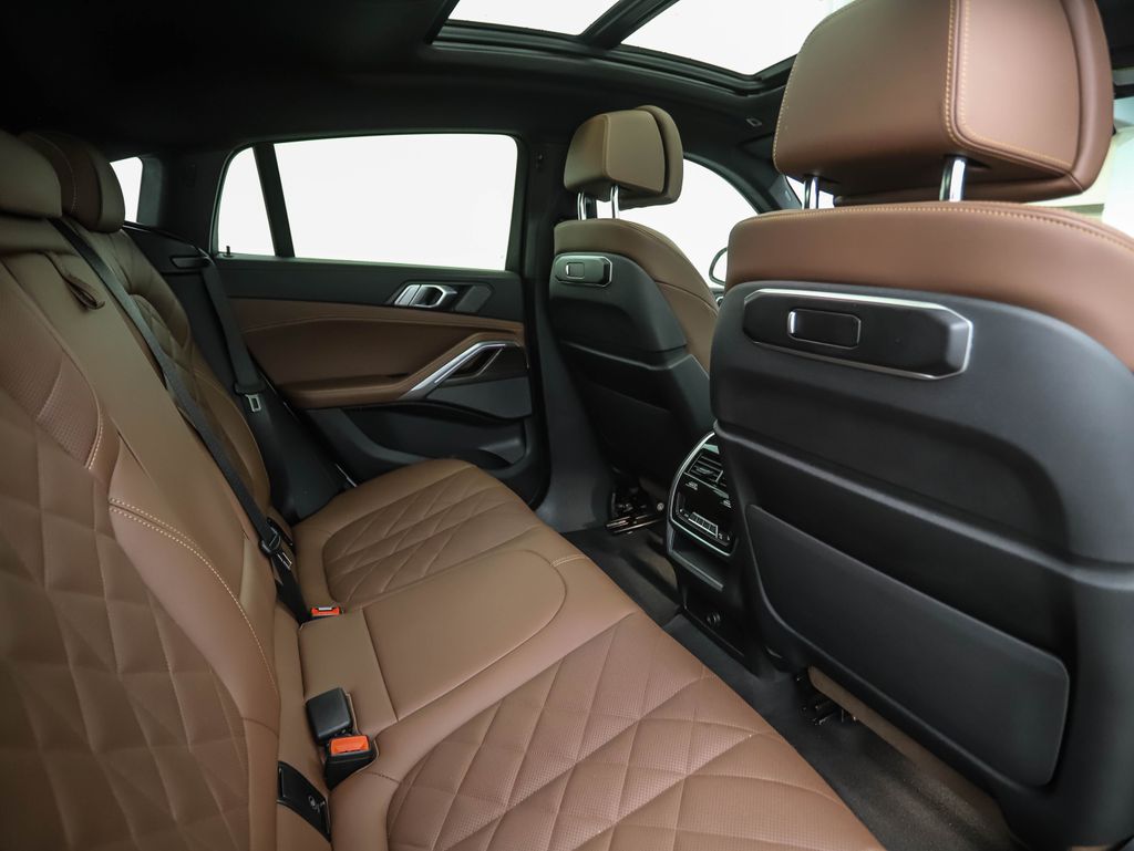 Thumbnail: 2024 BMW X6 - 26