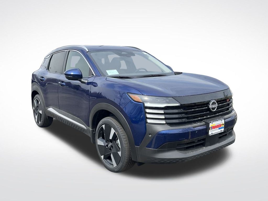 2025 Nissan Kicks SR photo