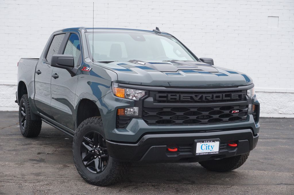 View vehicle photo 3