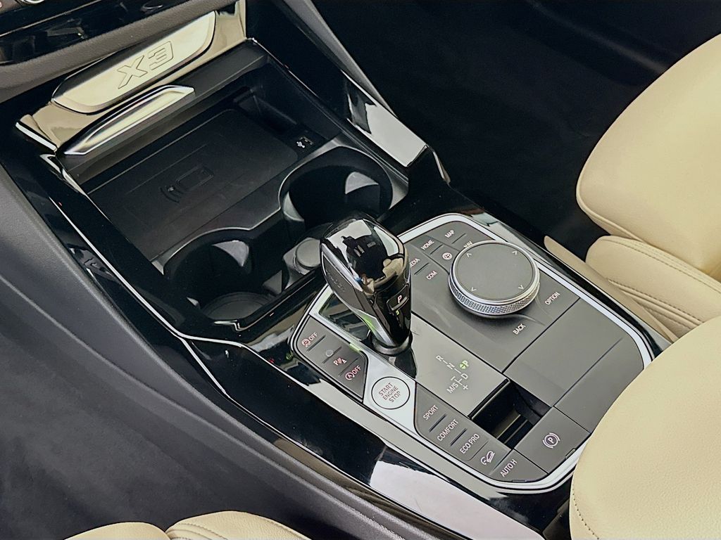 Thumbnail: 2023 BMW X3 - 17