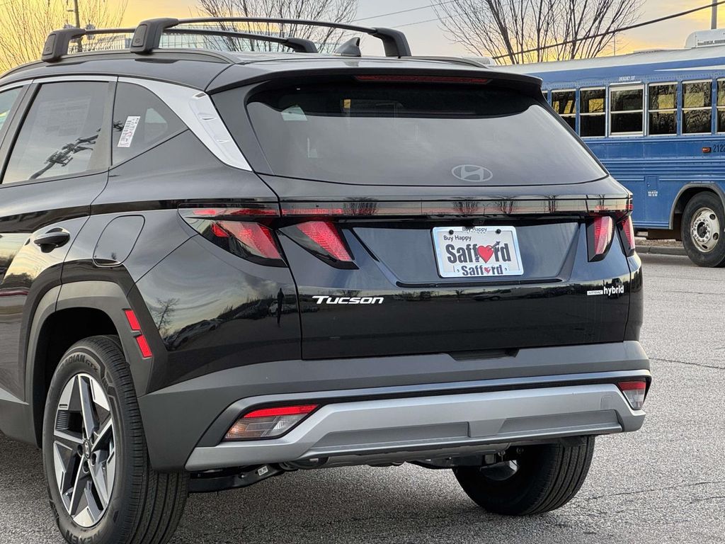 New 2026 Gray Hyundai SEL image 10