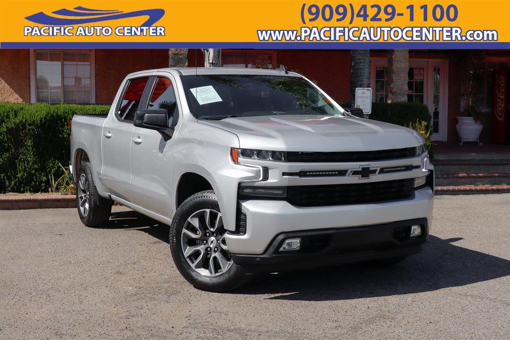 Silver Ice Metallic 2021 Chevrolet Silverado 1500 Pickup Truck Four-Wheel Drive Automatic