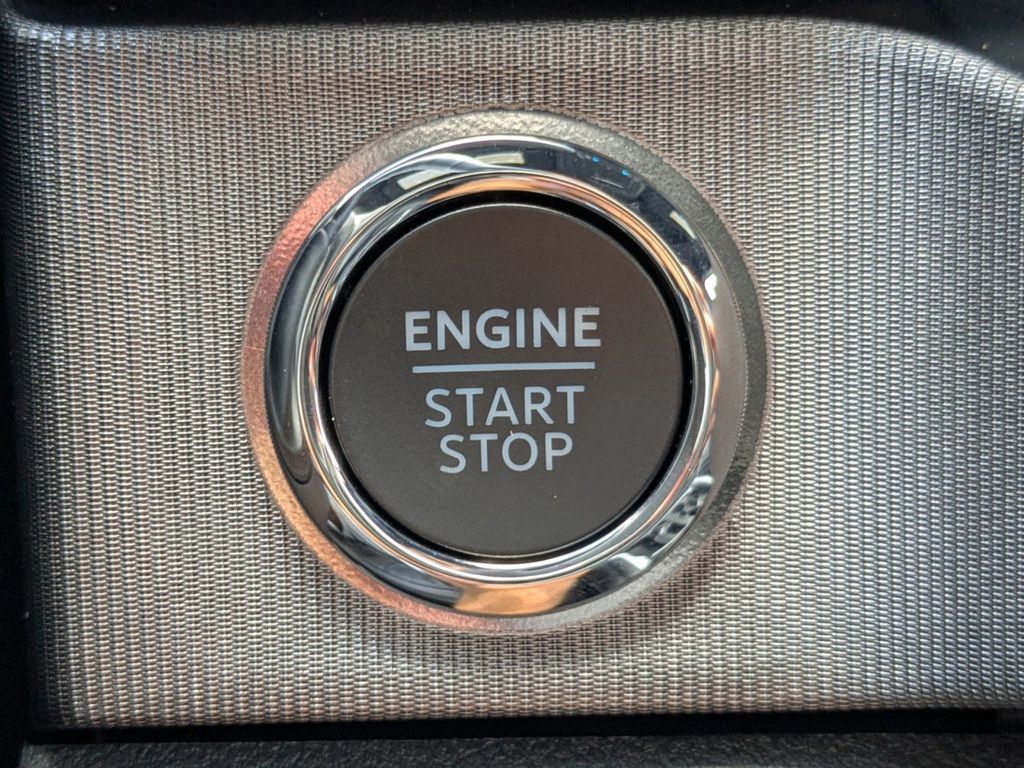 2025 Ford F-350 Super Duty Platinum
