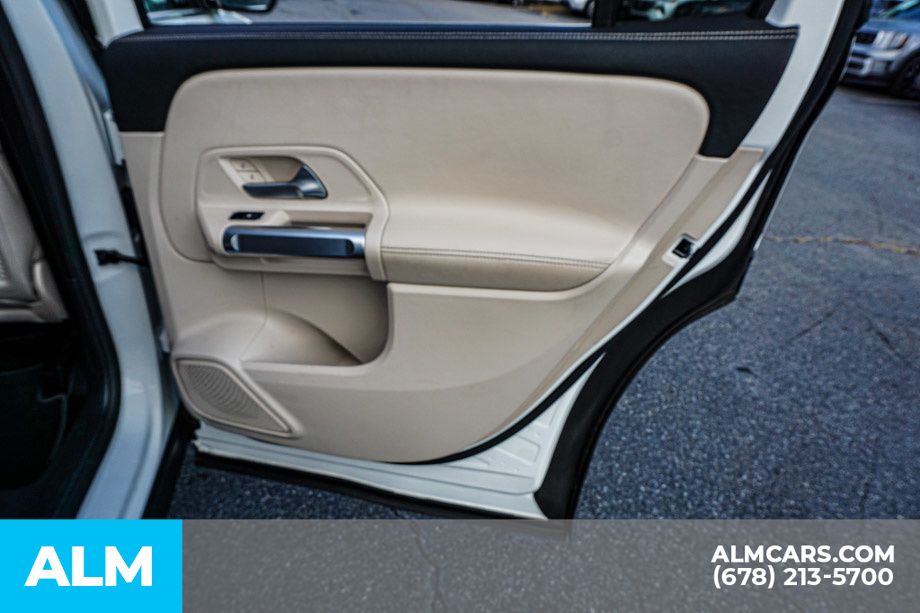 Used 2024 White Mercedes-Benz GLB 250 image 56