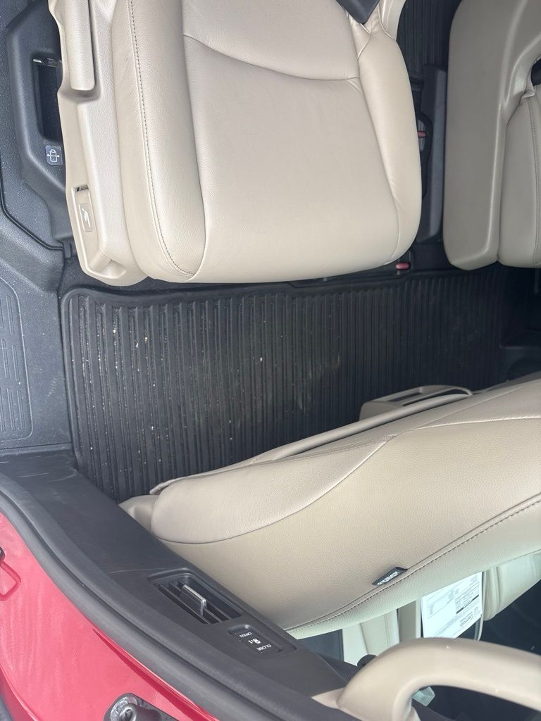 Certified Used 2023 Red Honda EX-L image 24