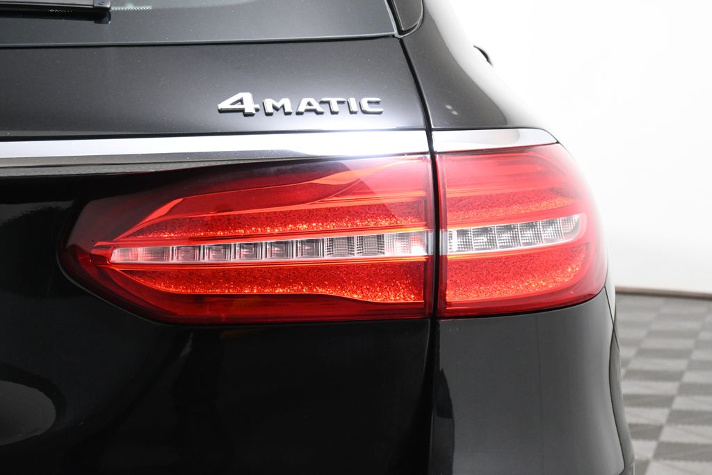 Thumbnail: 2020 Mercedes-Benz E-Class - 13