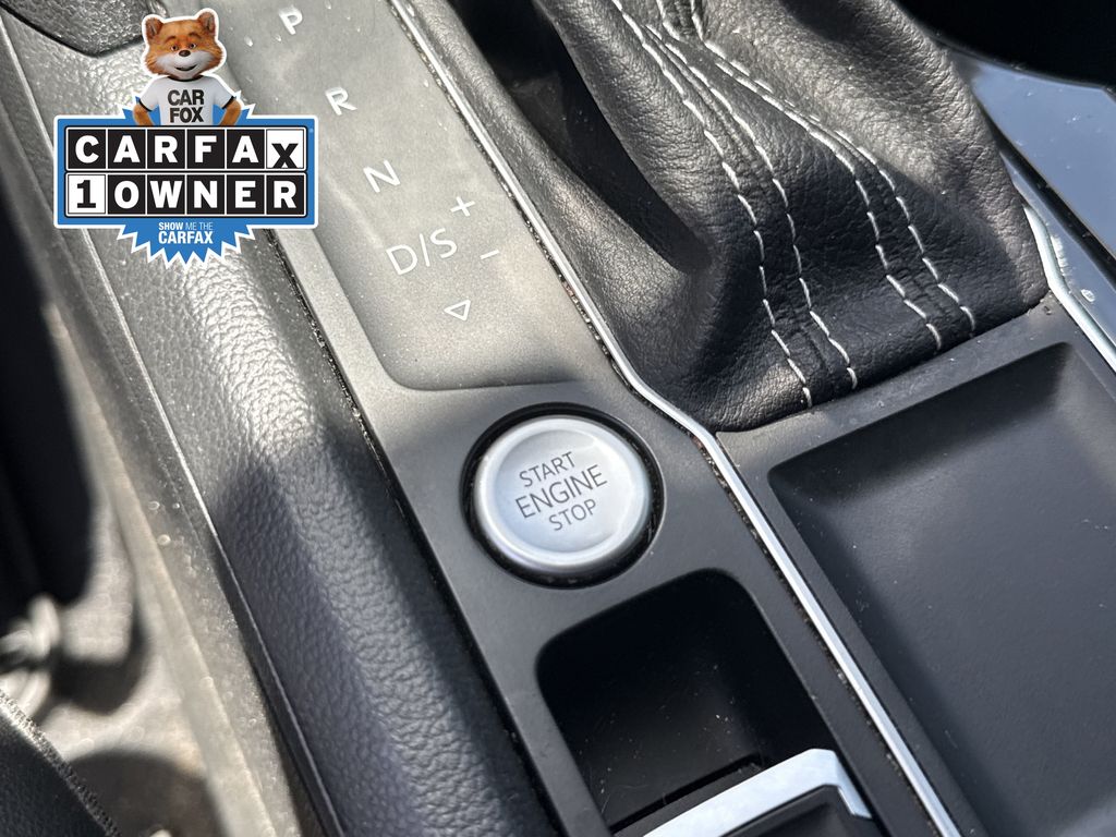 2022 Volkswagen Atlas 3.6L V6 SE w/Technology White at Bayway Cadillac of The Woodlands