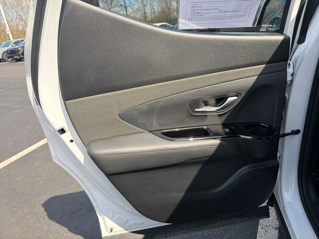 Thumbnail: 2023 Hyundai Santa Cruz - 20