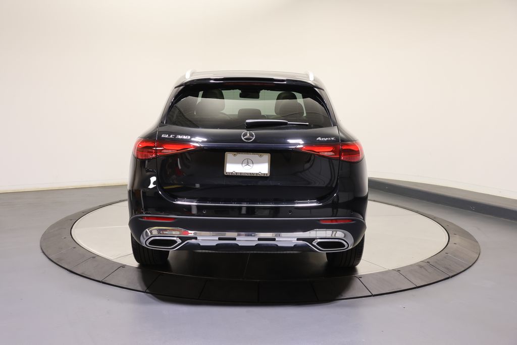 Thumbnail: 2024 Mercedes-Benz GLC - 6